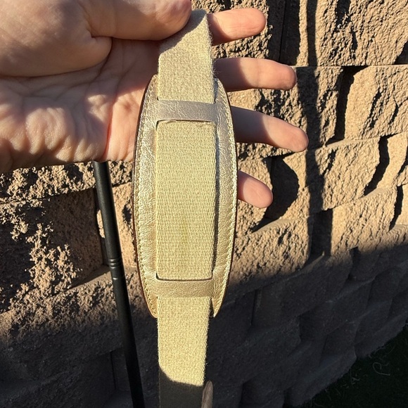 Coach crossbody purse in excellent condition - Picture 8 of 11